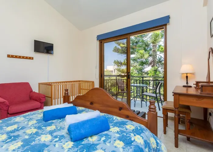 Halima Stefanos Polis