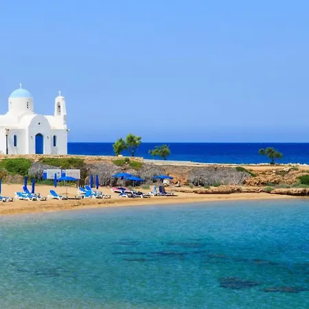 Halima Stefanos Villa Polis