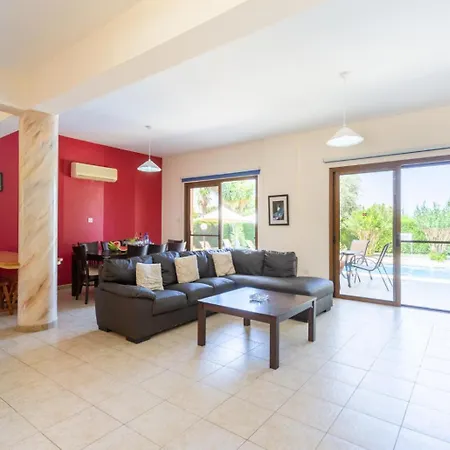 Villa Halima Stefanos Polis