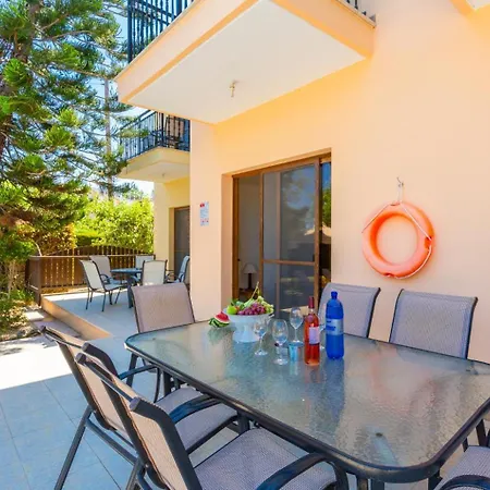 Villa Halima Stefanos Polis