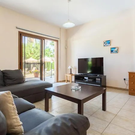 Halima Stefanos Polis