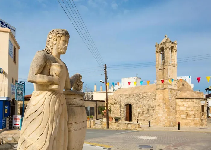 Halima Stefanos Villa