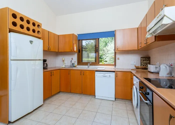 Halima Stefanos Villa *