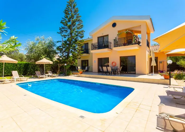 Halima Stefanos Villa