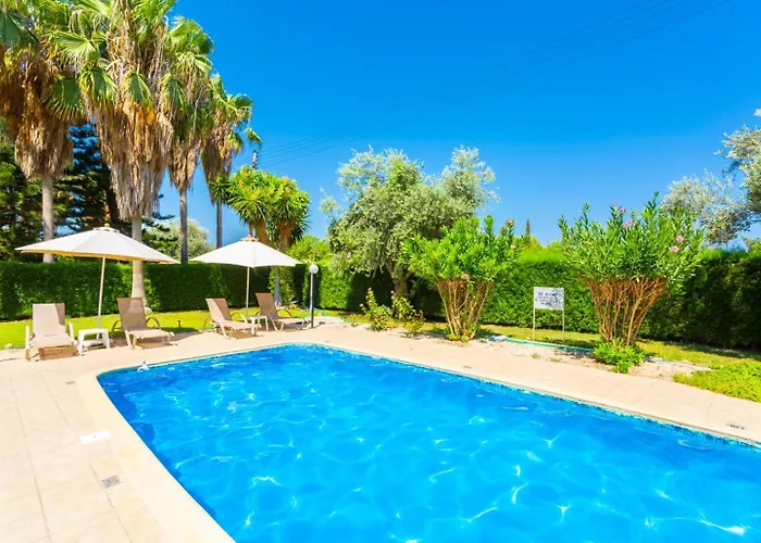 Halima Stefanos * Polis